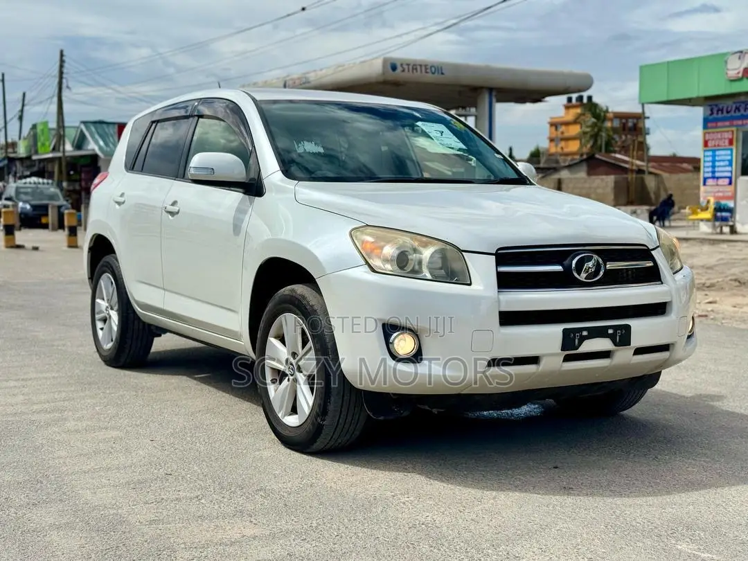 Toyota RAV4 2012 Off white