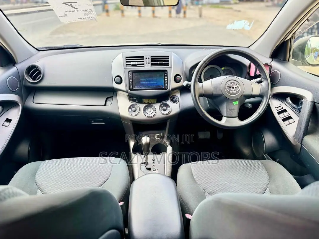 Toyota RAV4 2012 Off white