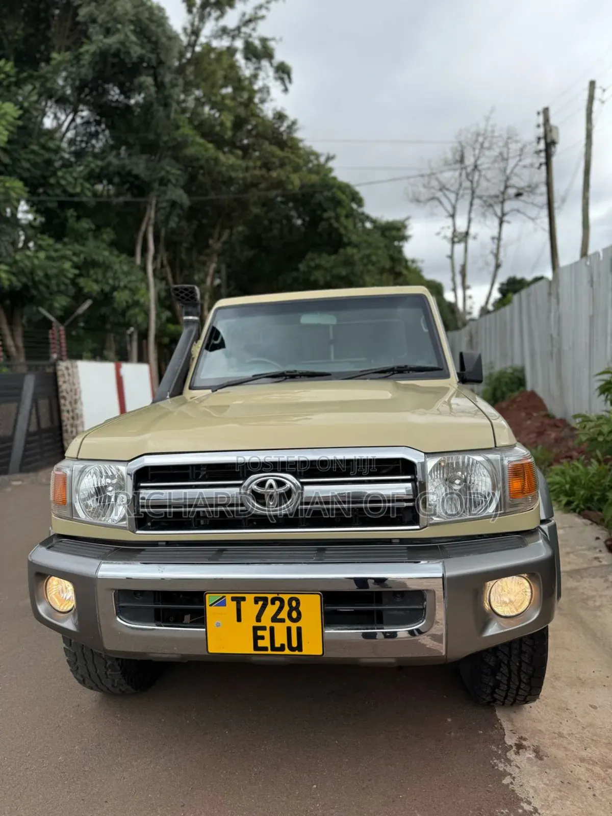 Toyota Land Cruiser 2014 Beige