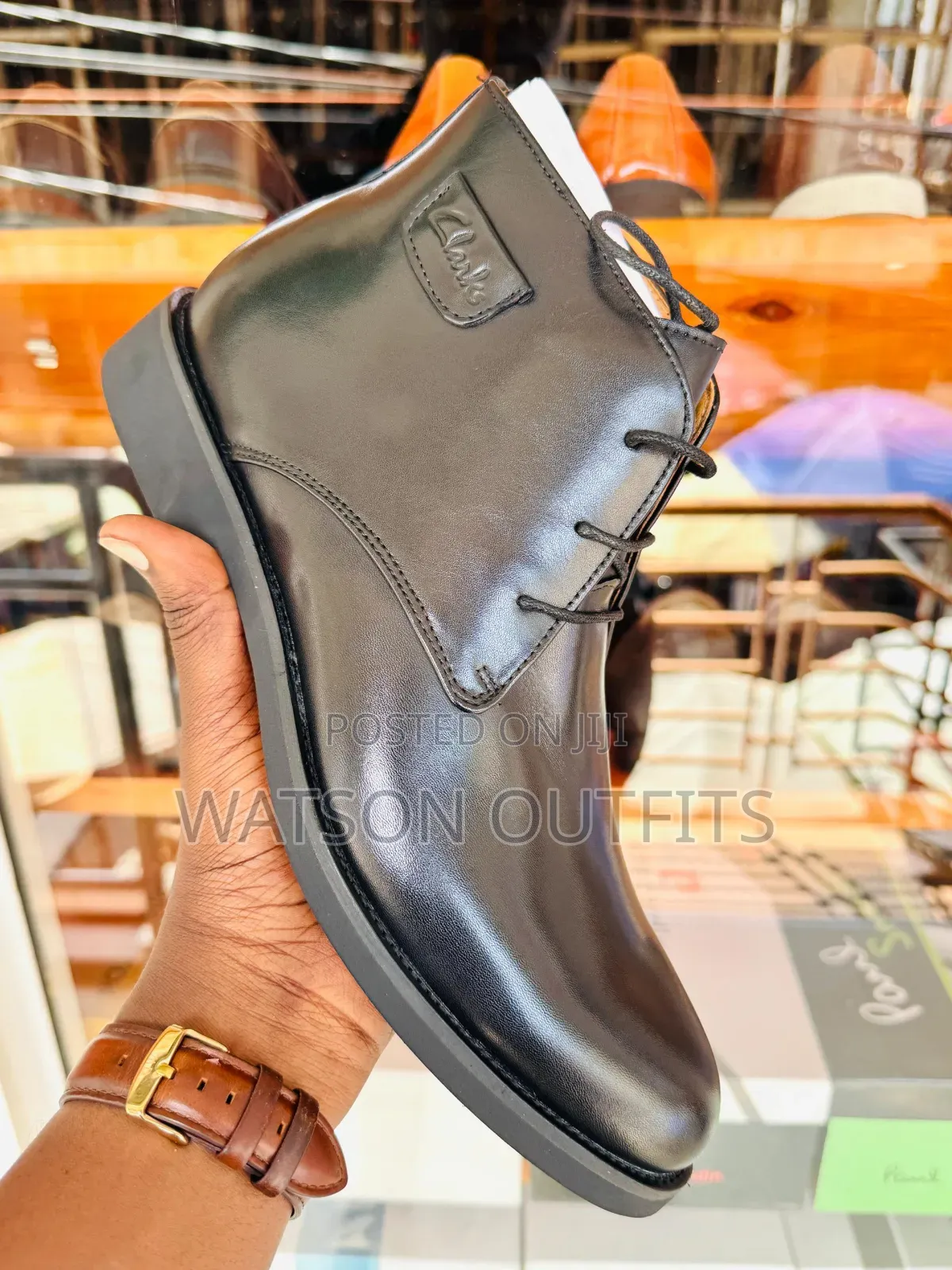 Buti Za Clarks Za Ngozi Imara Sana
