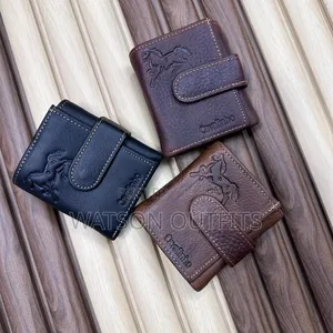 Wallets Za Ngozi Nzuri Za Kupendeza