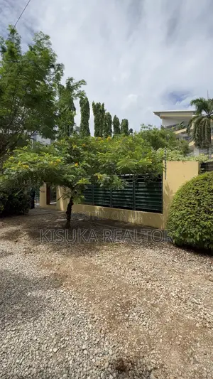 Furnished 20bdrm Mansion in Masaki, Kinondoni for sale