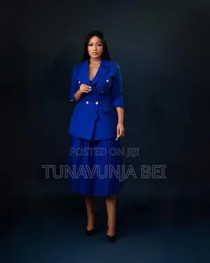 Quality Skirt Suit