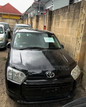 Toyota Succeed 2017 Black