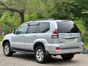 Toyota Land Cruiser Prado 2005 Silver