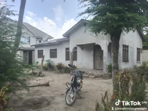 Photo - Furnished 4bdrm Bungalow in Kiyombo, Kitunda for rent