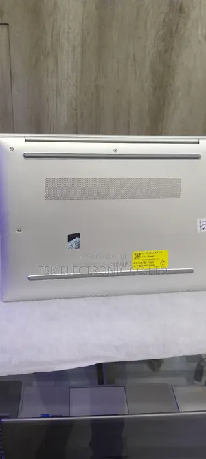 New Laptop HP 16GB AMD Ryzen 5 SSD 256GB