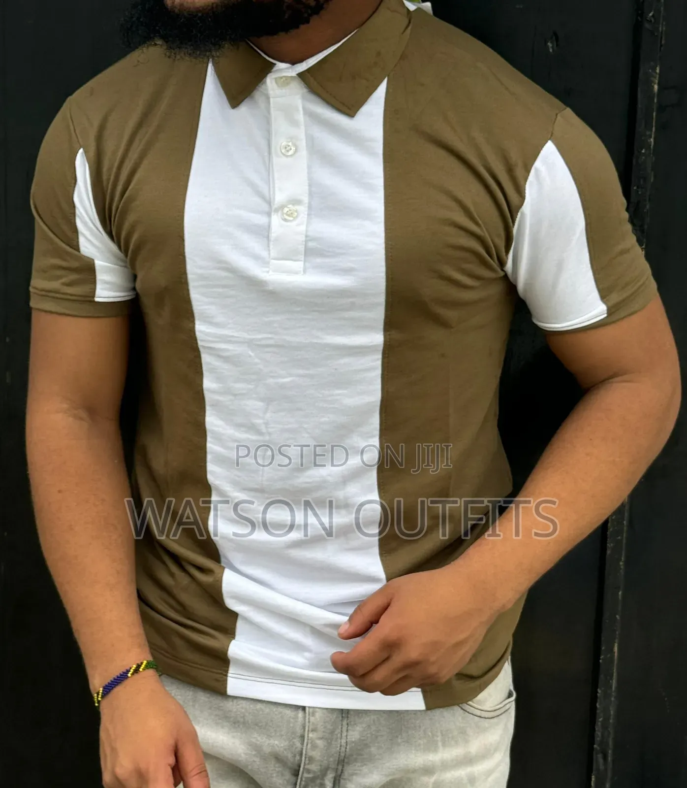 T-Shirts Au Formsix Kali Za Rangi Mbalimbali