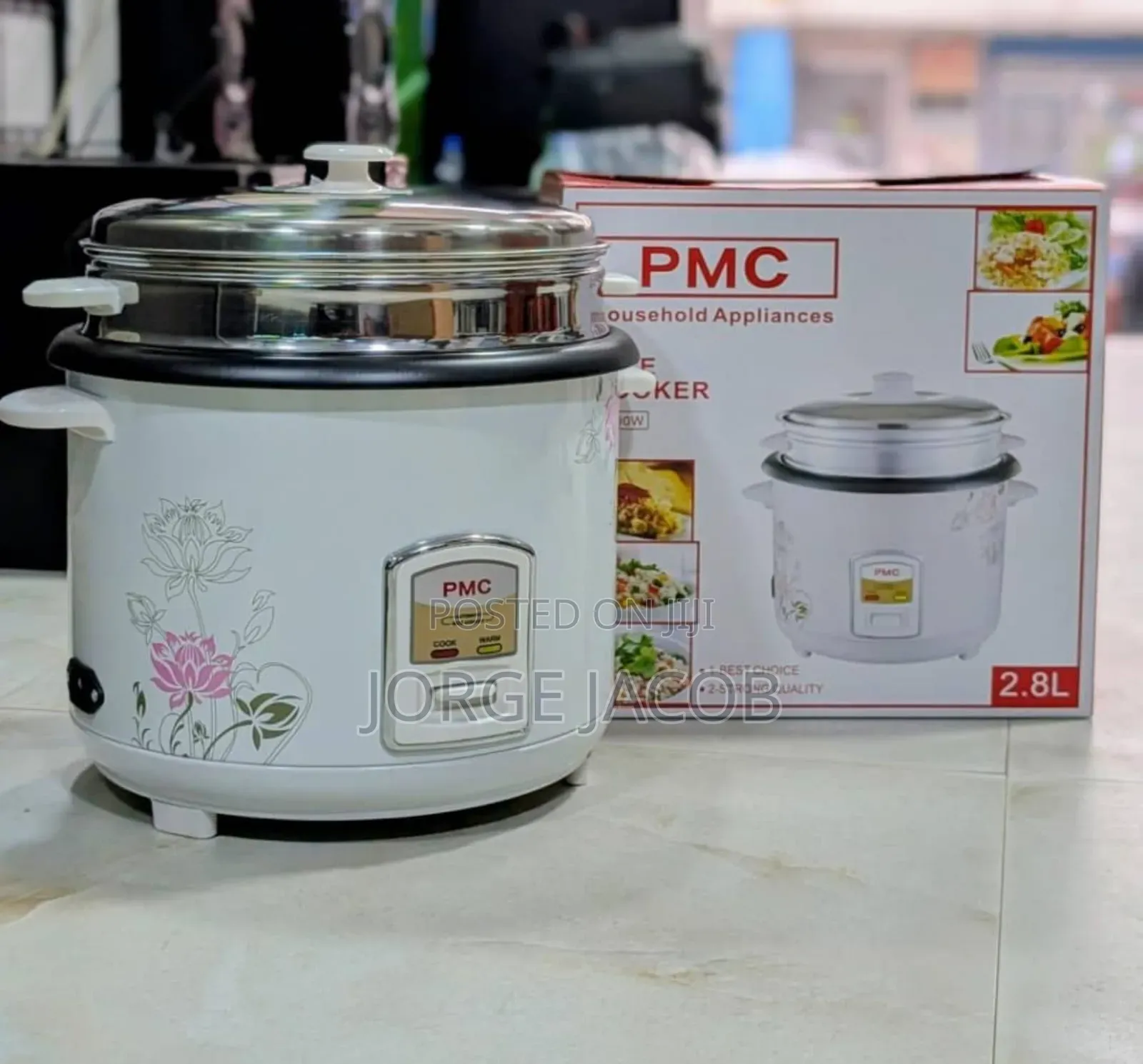 PMC Brand Electric Rice Cooker With a 2.8l Capacity