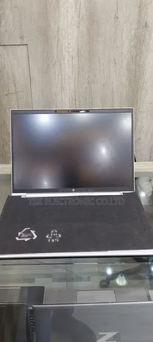 Laptop HP EliteBook 845 G10 16GB AMD Ryzen 5 SSD 512GB