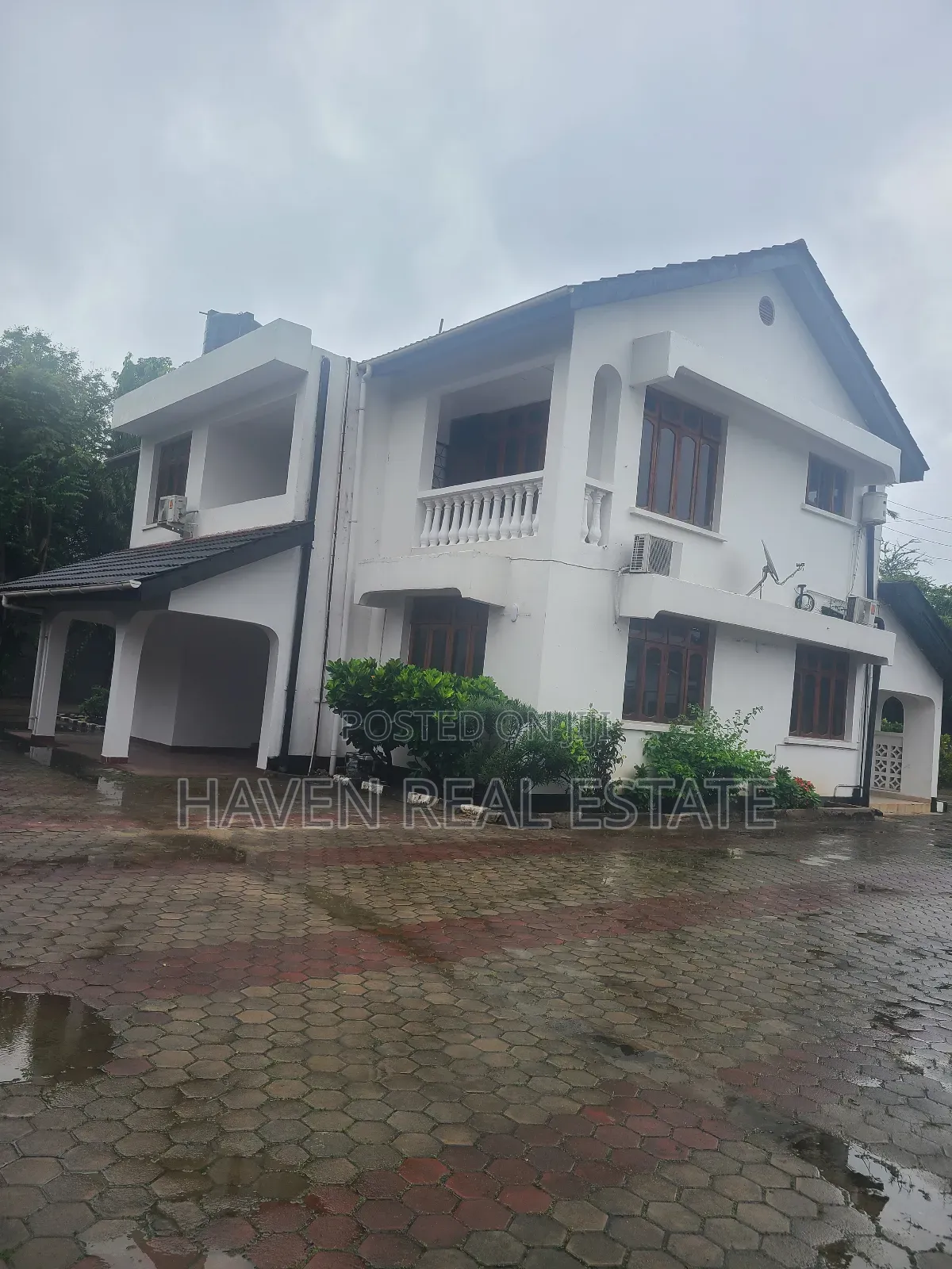 5bdrm House in Mikocheni for rent
