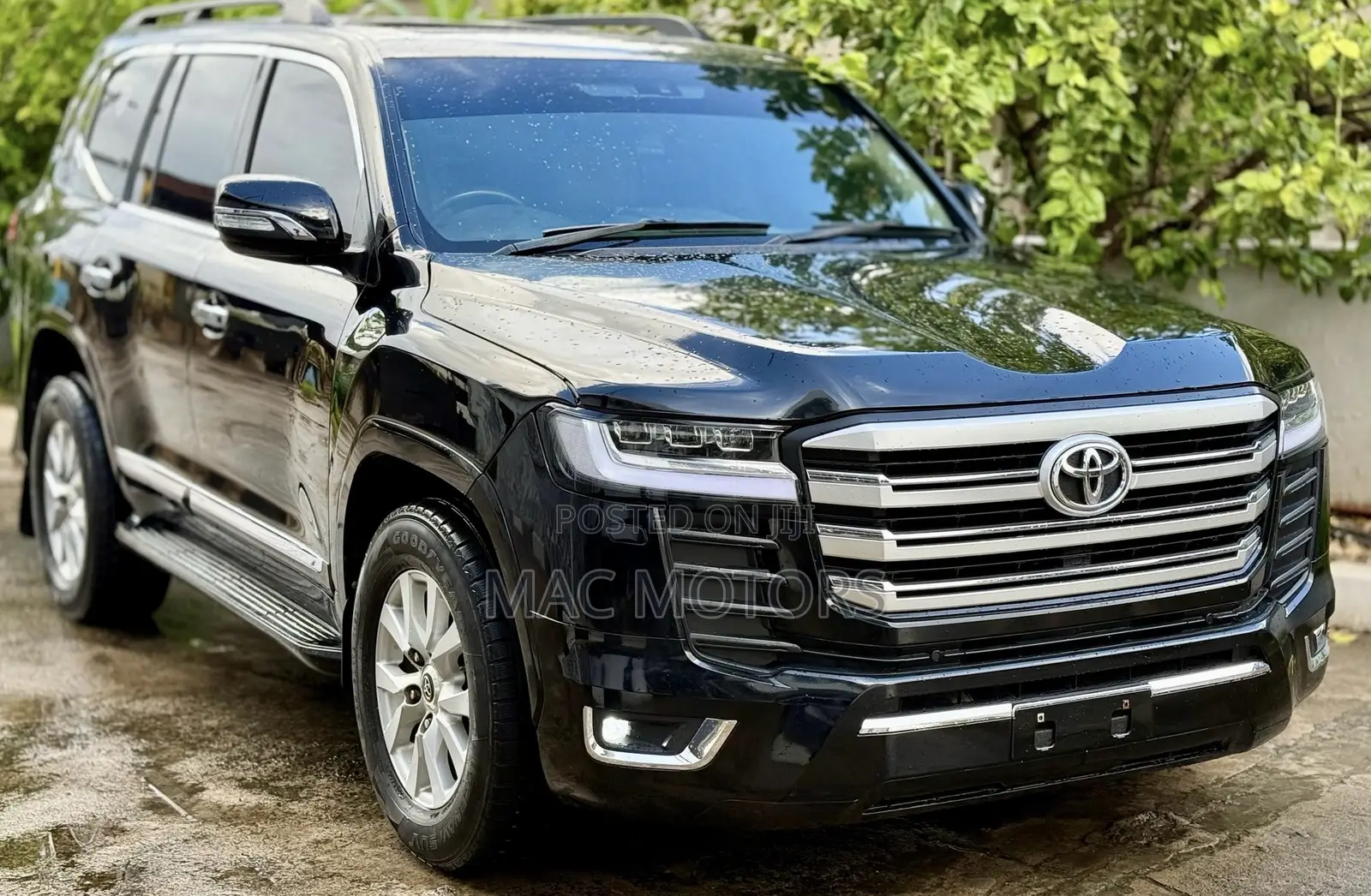 Toyota Land Cruiser 2022 Black