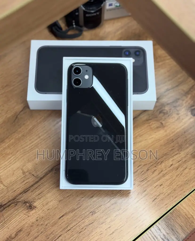 New Apple iPhone 11 128 GB Black