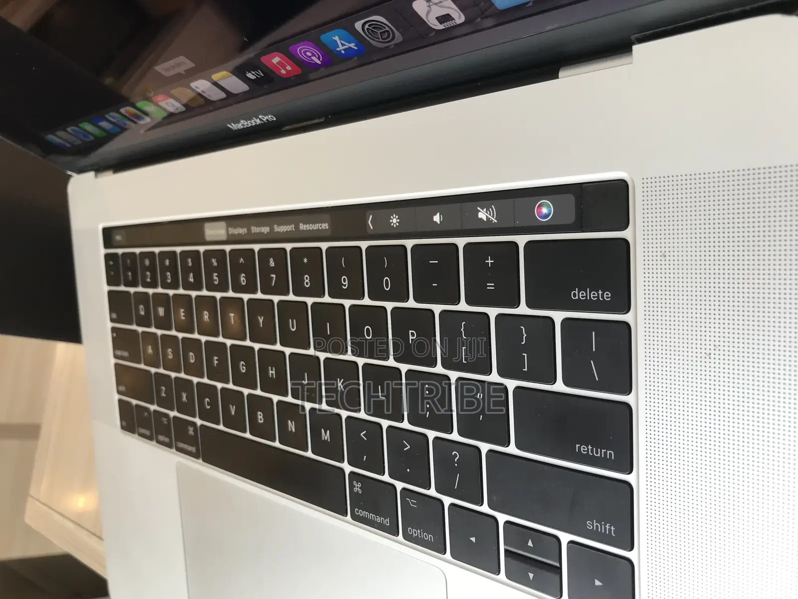 Laptop Apple MacBook Pro 2017 16GB Intel Core i7 SSD 512GB