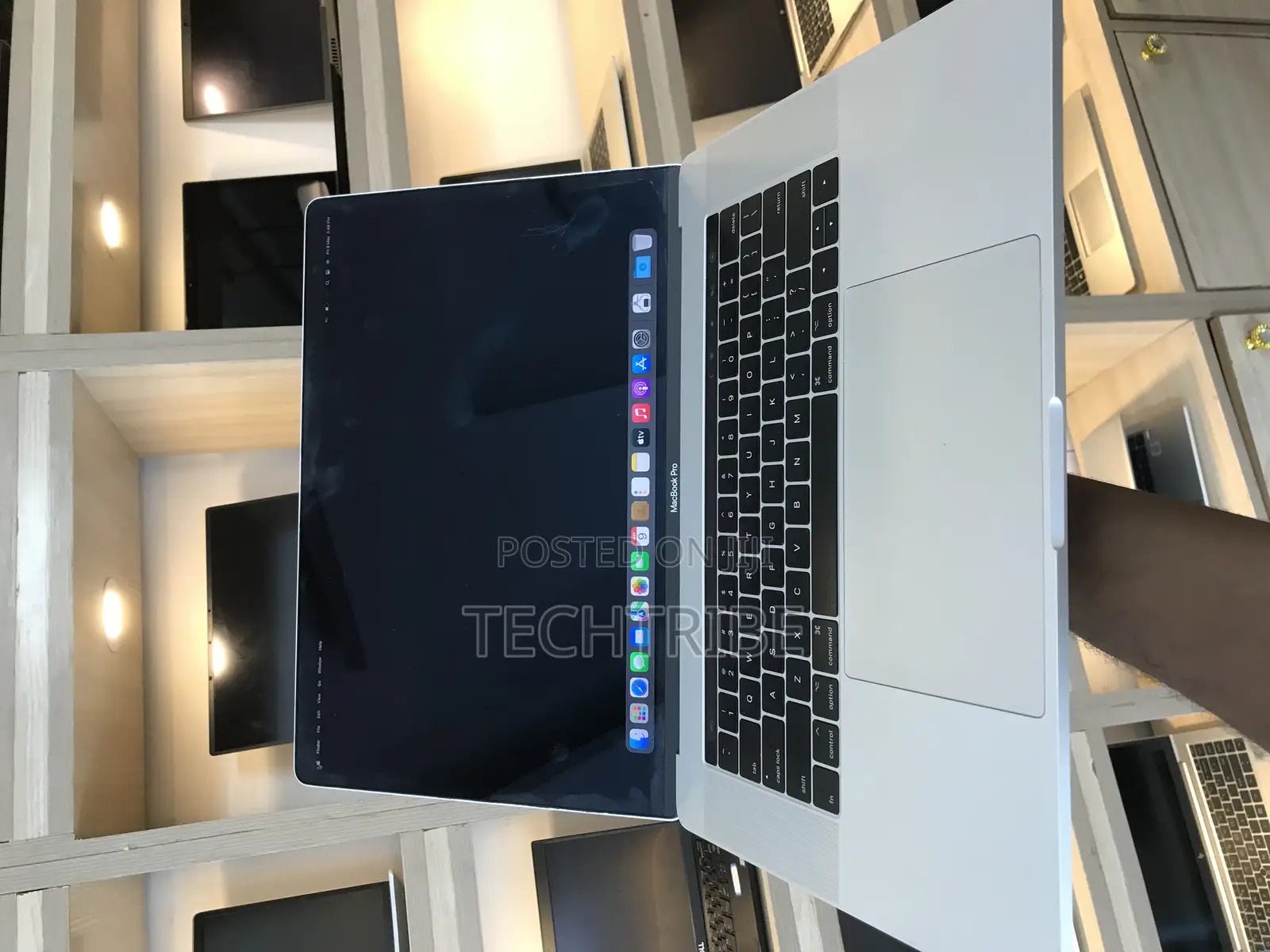 Laptop Apple MacBook Pro 2017 16GB Intel Core i7 SSD 512GB
