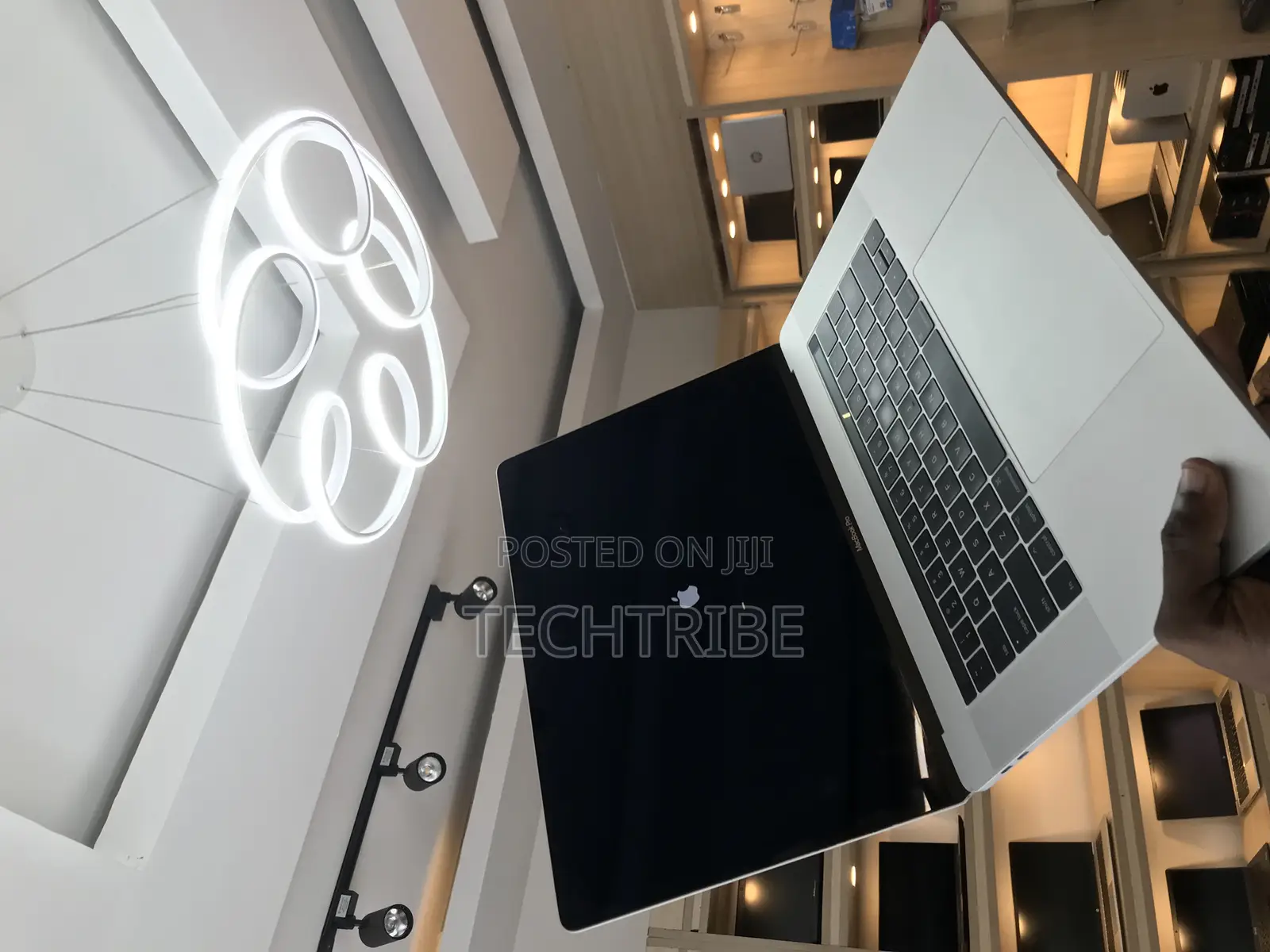 Laptop Apple MacBook Pro 2017 16GB Intel Core i7 SSD 512GB