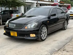 Toyota Crown Royale 2005 Black