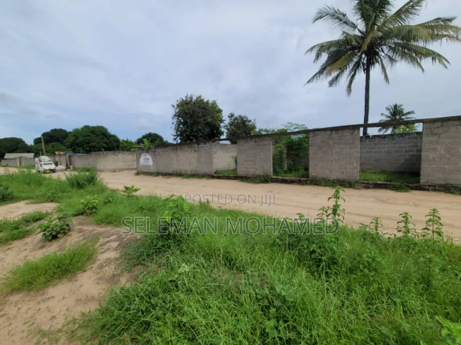 Yard Inauzwa Mbagala Chamazi Saku Ilulu