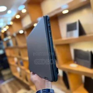 Laptop Dell Latitude 3189 4GB Intel SSD 128GB