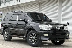 Toyota Land Cruiser 2000 Black