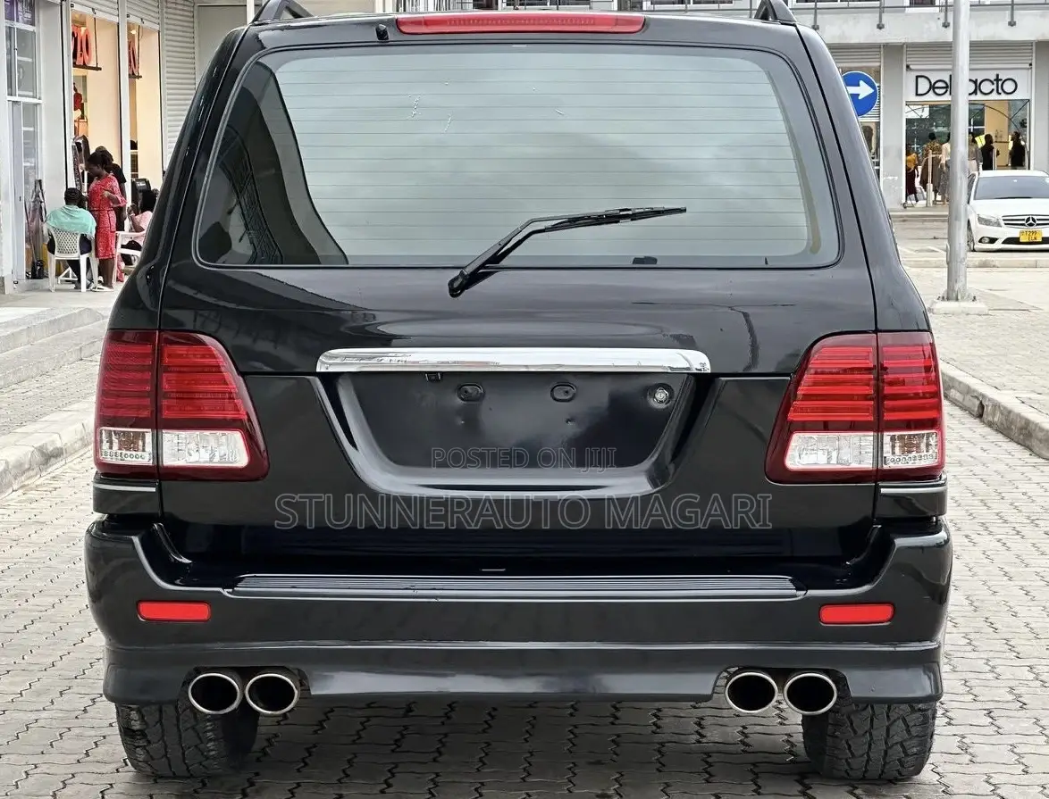 Toyota Land Cruiser 2000 Black