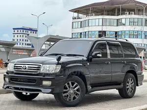 Toyota Land Cruiser 2000 Black
