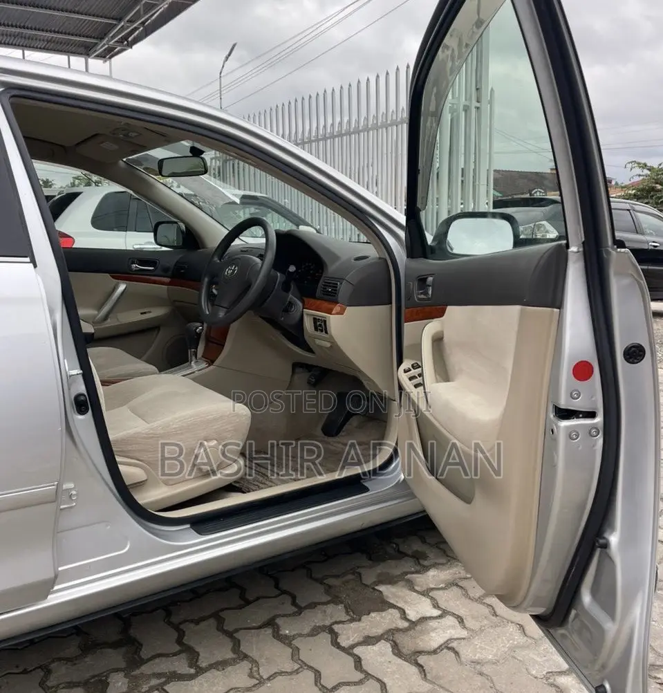 Toyota Premio 1.5 FWD 2007 Silver