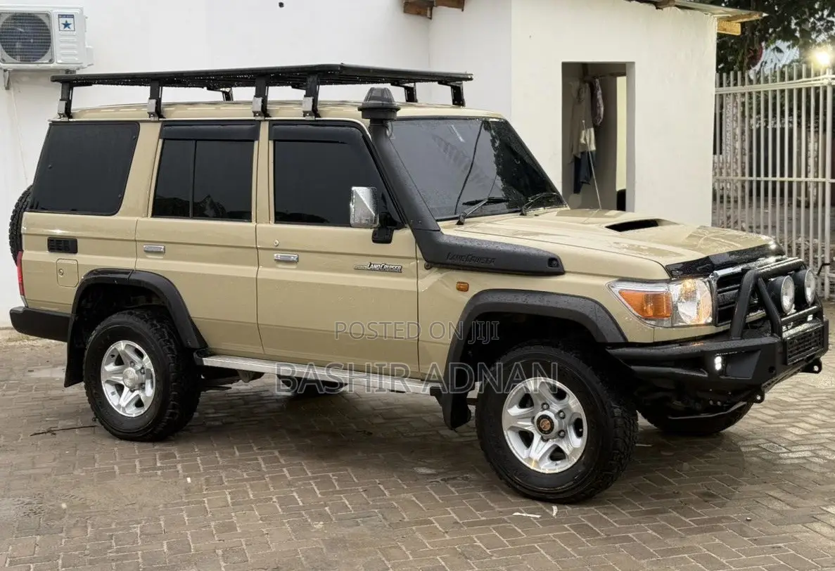 Toyota Land Cruiser 2015 Beige