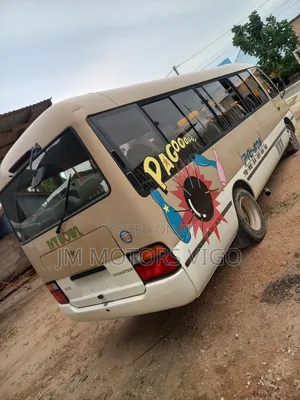 Toyota Coaster 2000 Beige
