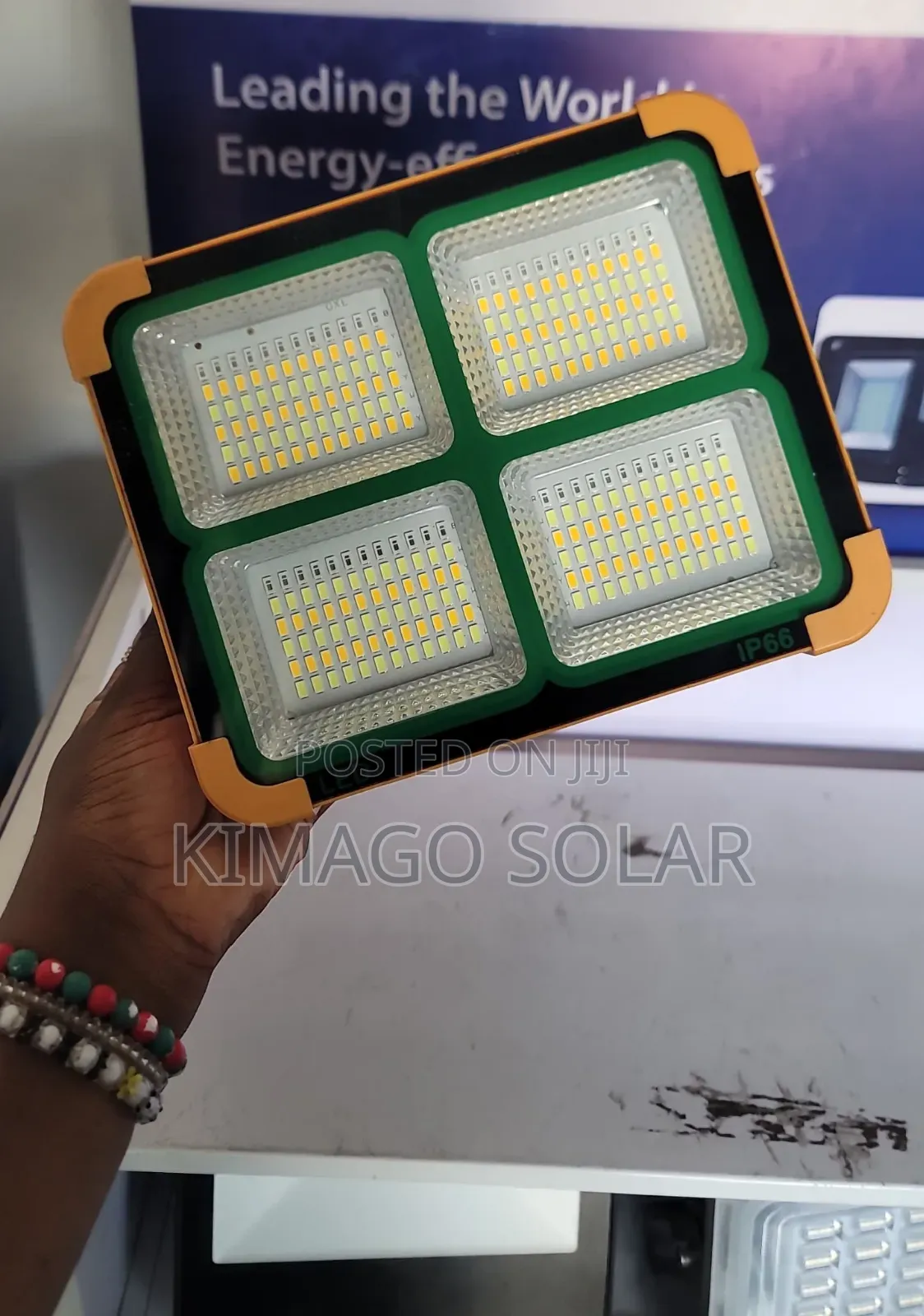Taa 100w Nzuri Sana Inatumia Solar Bei 69,999