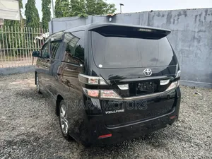 Toyota Vellfire 2010 Black