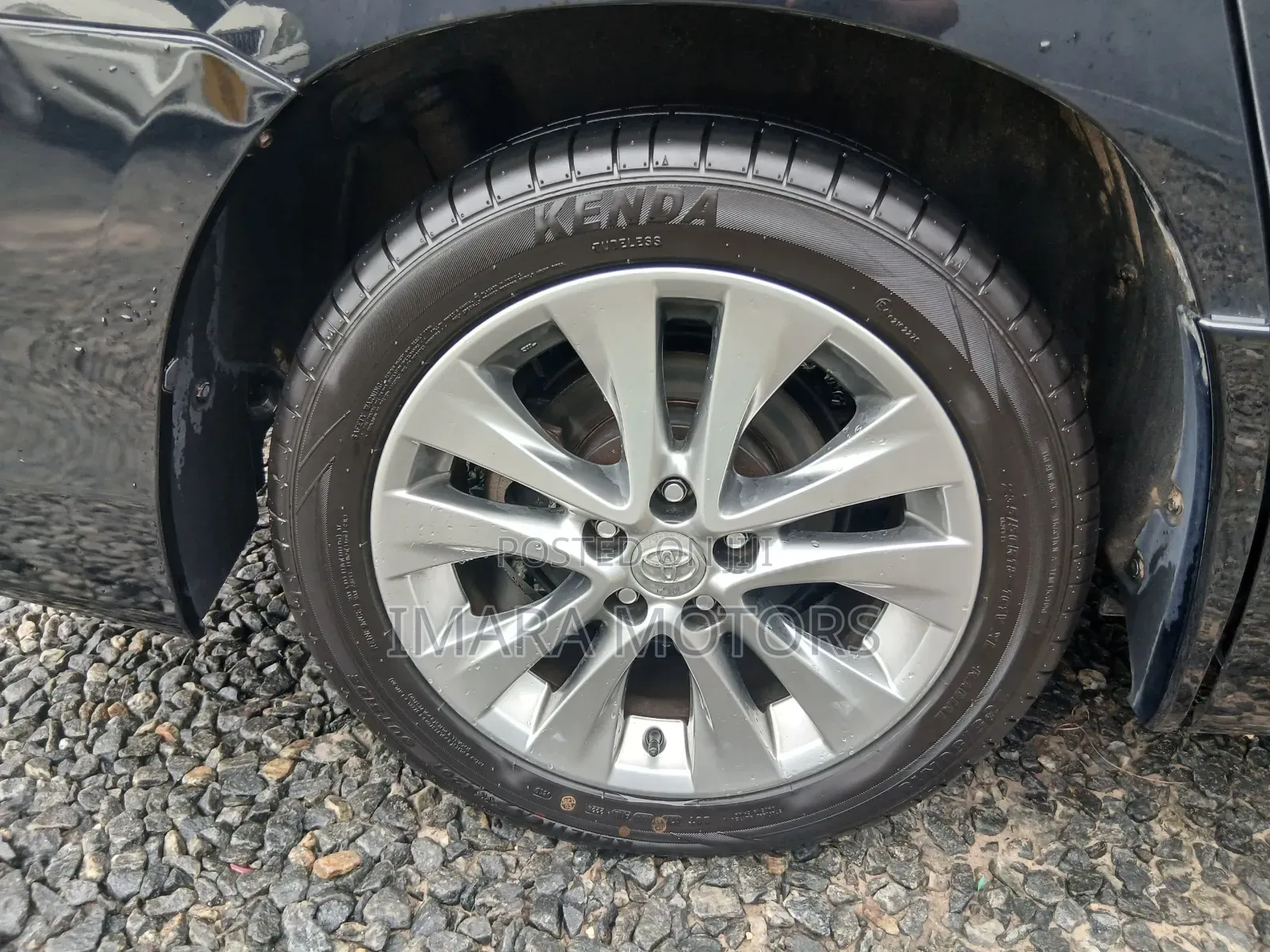 Toyota Vellfire 2010 Black