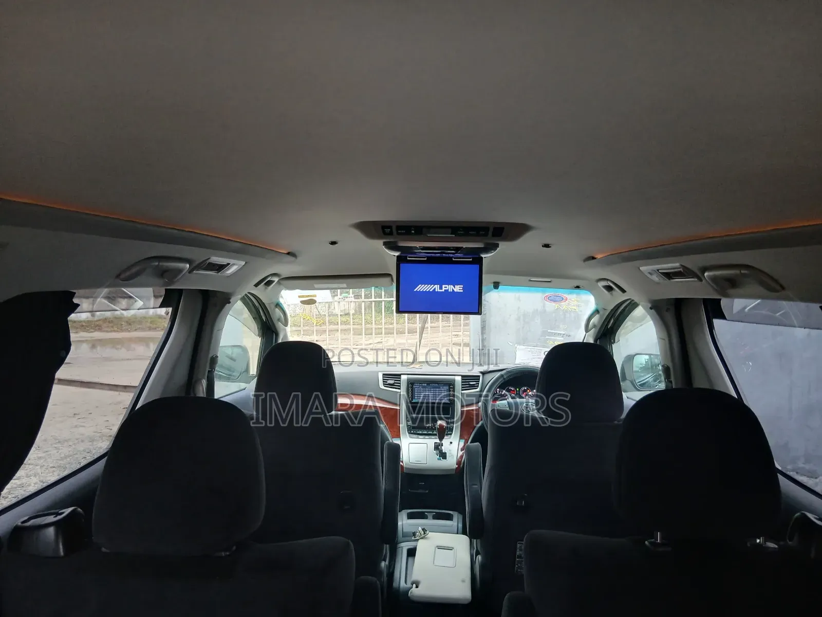 Toyota Vellfire 2010 Black