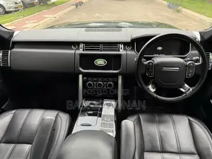 Land Rover Range Rover Vogue 2016 Black