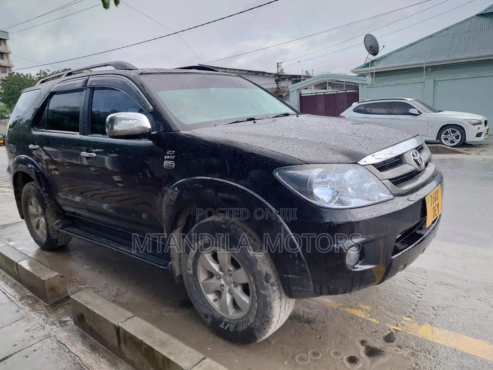 Toyota Fortuner 2.7 AWD 2009 Black