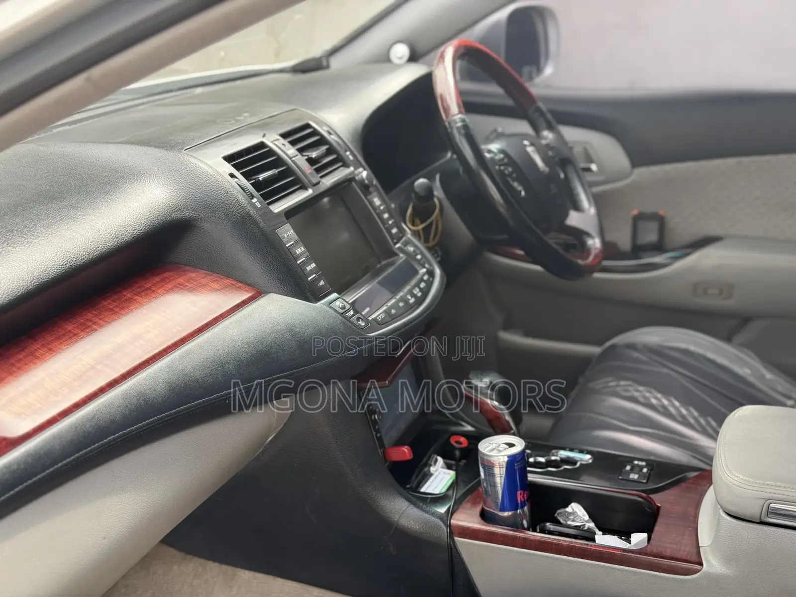 Toyota Crown 2009 Silver