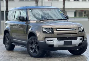 Photo - Land Rover Defender 2021 Brown