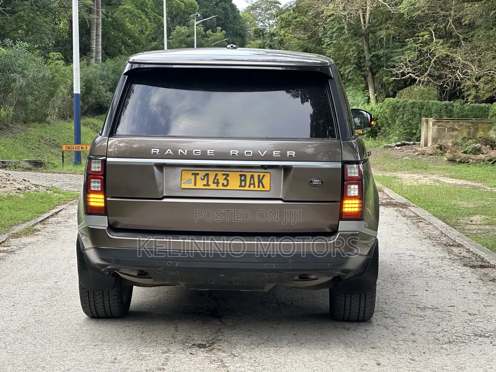 Land Rover Range Rover Vogue 2013 Beige