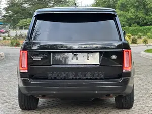 Land Rover Range Rover Vogue 2015 Matt Black