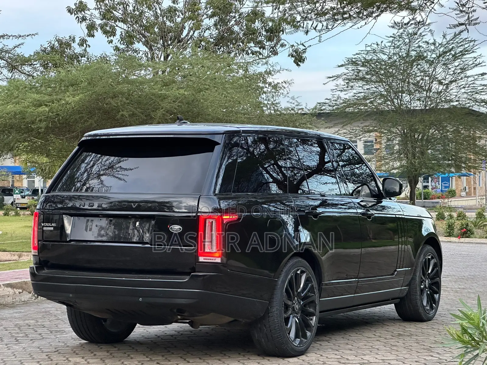 Land Rover Range Rover Vogue 2015 Matt Black