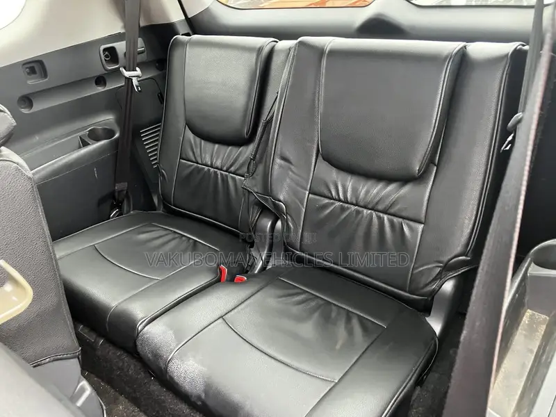 Toyota Vanguard 2013 Gray