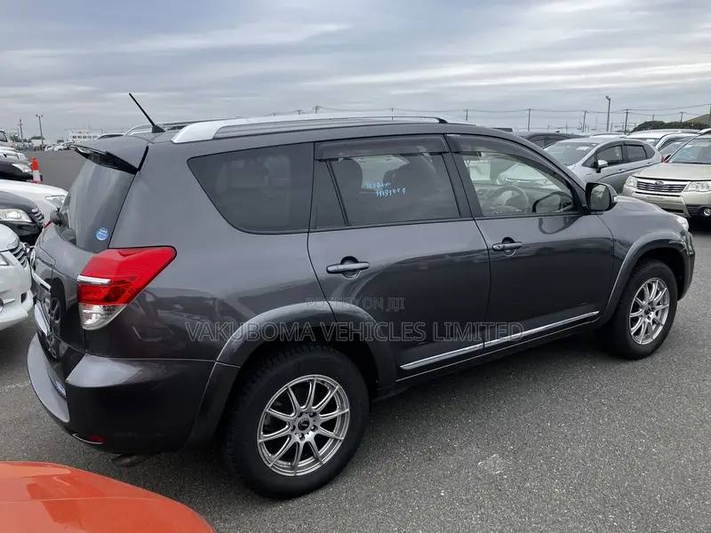 Toyota Vanguard 2013 Gray