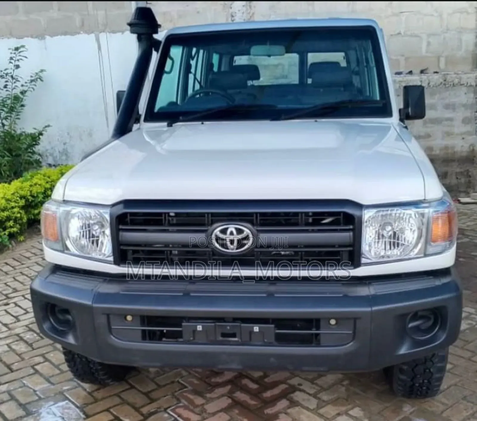 Toyota Land Cruiser Prado 3.0 D-4D (190 Hp) 7 seats 2015 White