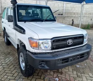 Toyota Land Cruiser Prado 3.0 D-4D (190 Hp) 7 seats 2015 White