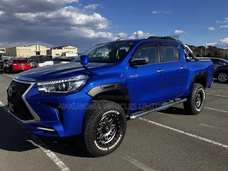 Toyota Hilux 2018 Blue