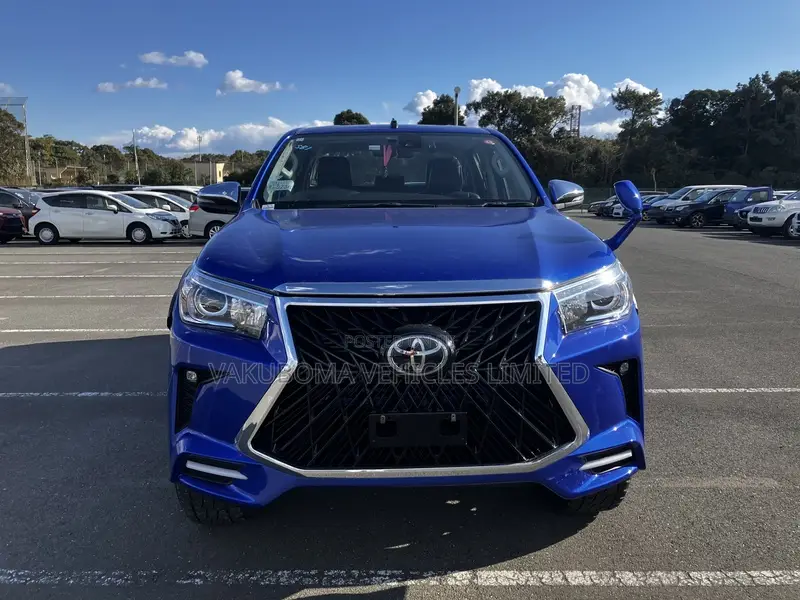 Toyota Hilux 2018 Blue