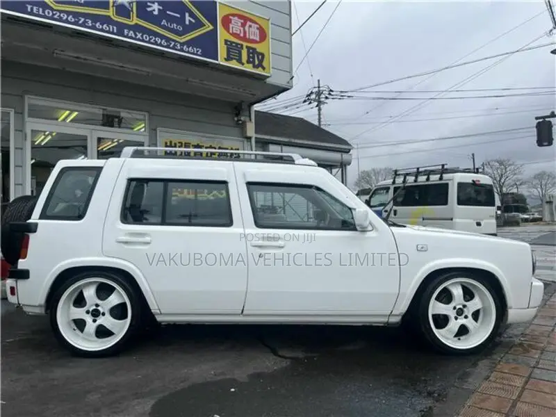 Nissan Rasheen Automatic 1995 White