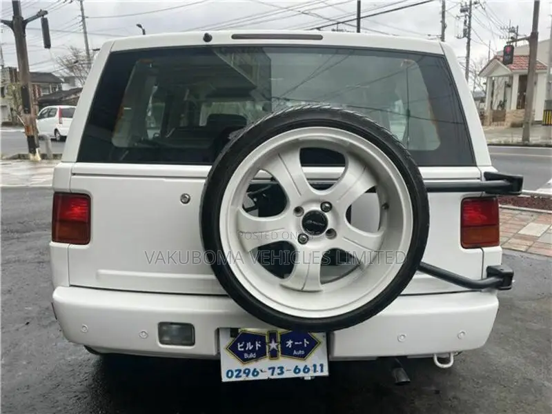 Nissan Rasheen Automatic 1995 White