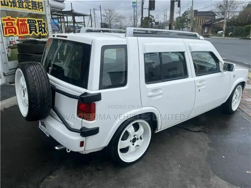 Nissan Rasheen Automatic 1995 White