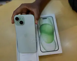 New Apple iPhone 15 256 GB Green